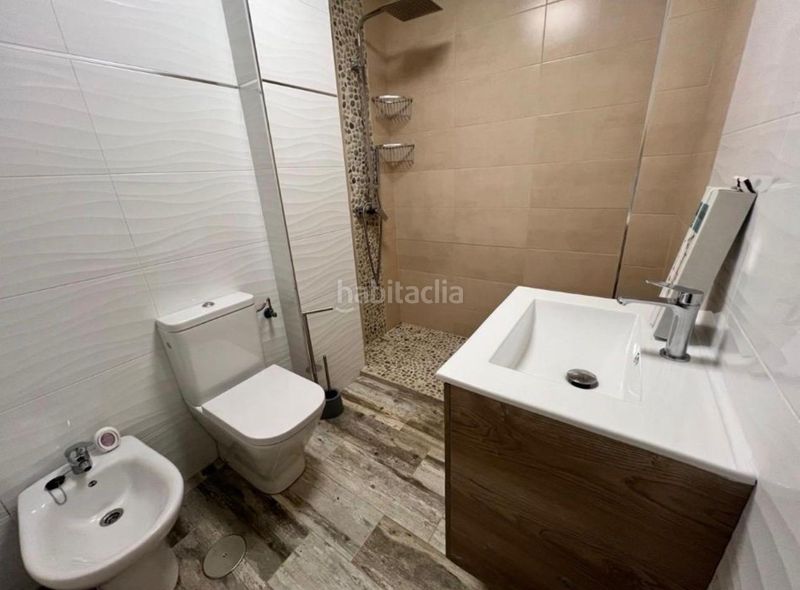 Foto 0a7a26f9-a658-47a8-b68c-f6f025733646. Planta baixa amb aparcament piscina a Tomelloso