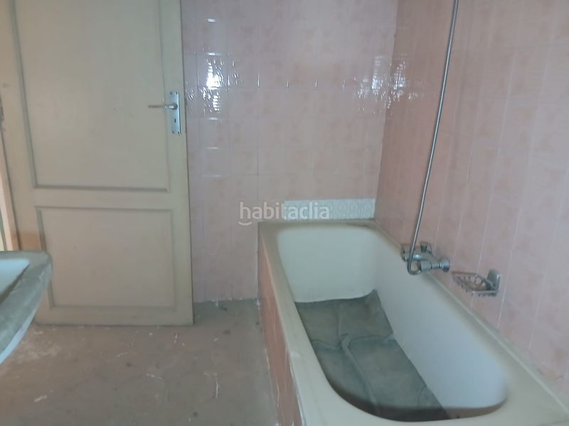 Foto cc08ba8d-5f43-41fb-a328-634ba115f10a. Casa a Tomelloso