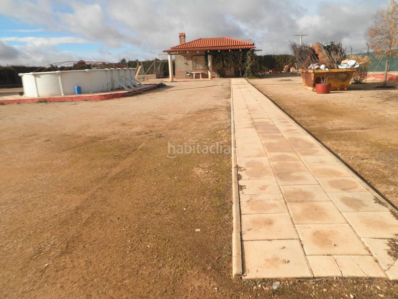 Foto f1feb357-1281-4900-a486-945ce2a5bbbe. Fondo rustico in Tomelloso