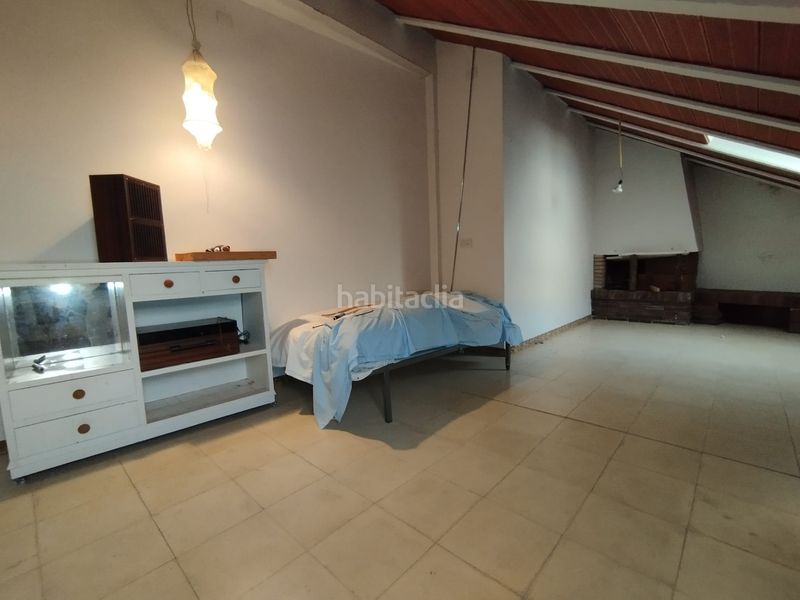 Foto f5eb8776-3b56-45c8-872c-59ac6ebc60bd. Casa amb calefacció aparcament piscina a Tomelloso