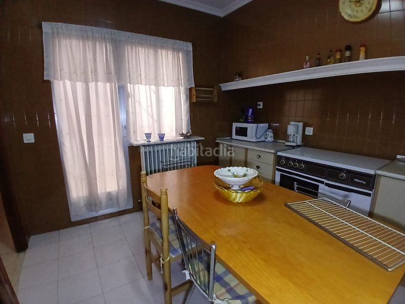 Foto aeea5676-3983-40c9-ac98-e55600b11e46. Casa amb aparcament a Tomelloso