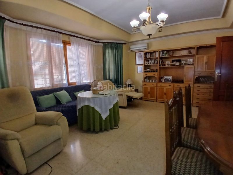 Foto b9c640f5-a754-4c0d-9699-424409e64937. Casa amb aparcament a Tomelloso