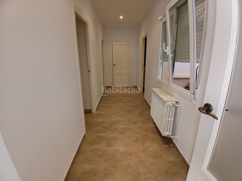 Foto f009f087-2d12-48b7-b638-669df2243ee8. Casa amb aparcament a Tomelloso