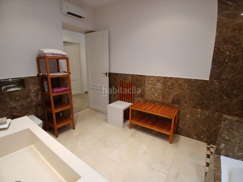Foto f307336c-5d87-49b0-a073-33b720555688. Casa amb aparcament a Tomelloso