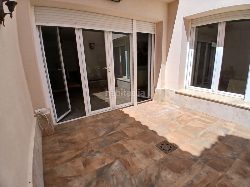 Foto f3452b2f-d288-40fe-9be5-c2dff4576d71. Casa amb aparcament a Tomelloso