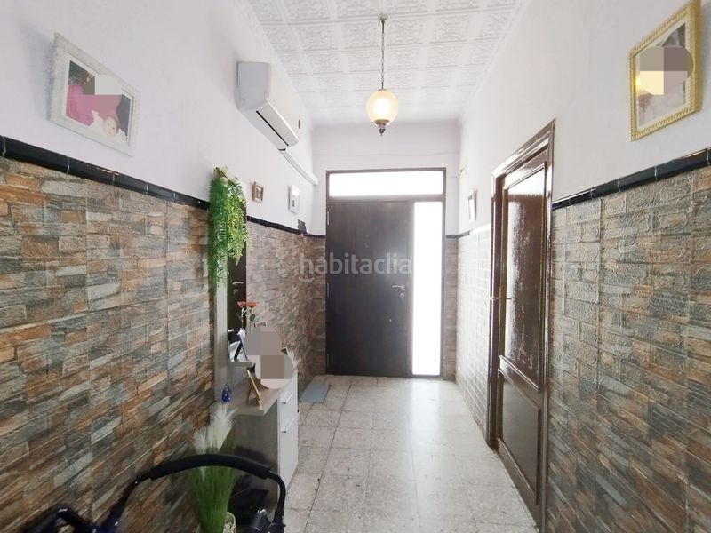 Foto c16ec25d-ea42-4425-a401-0410af0f7200. Casa a Tomelloso