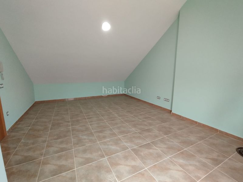 Foto 3c8e08a0-c41d-43e1-a2c7-9ee6cb750e53. Casa adossada amb aparcament a Tomelloso
