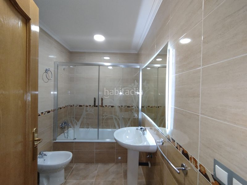 Foto 6e5516d3-9b06-4a70-8dc1-4fd26bf5073d. Casa adossada amb aparcament a Tomelloso