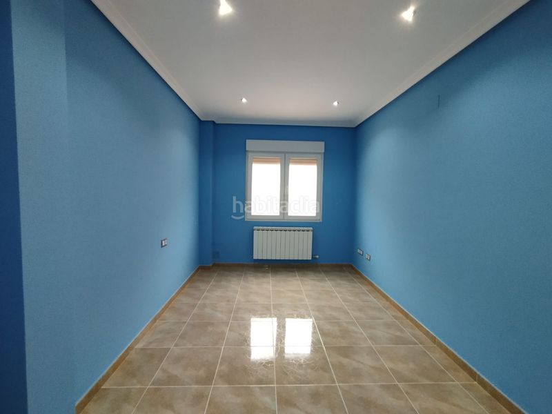 Foto 8b329afa-3042-48f0-8bfc-634113939e7e. Casa adossada amb aparcament a Tomelloso