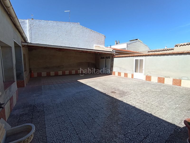 Foto f6a82389-3fc4-4cb6-be7d-ec4887aeb8f3. Casa amb calefacció aparcament a Tomelloso