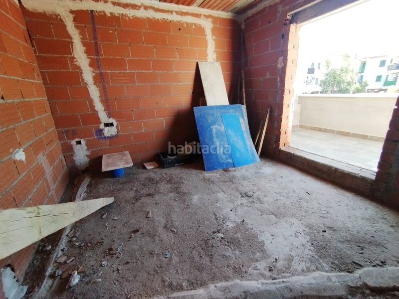Foto bdcd6783-c1b5-494a-9d95-852247299a9d. Casa adossada amb aparcament a Tomelloso
