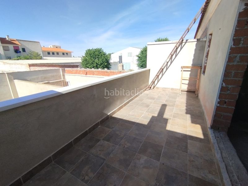 Foto cf5747b5-8519-4548-9849-c5d990324b69. Casa adossada amb aparcament a Tomelloso