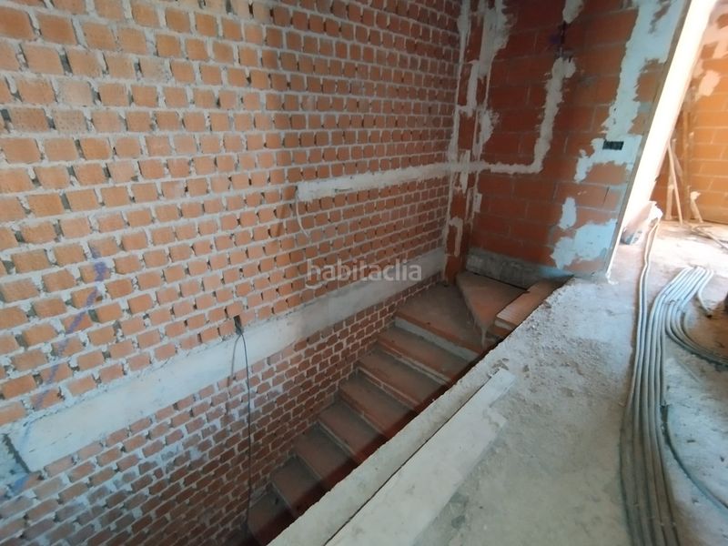 Foto d3e38e24-f174-483f-8d5a-e2f637f697ee. Casa adossada amb aparcament a Tomelloso