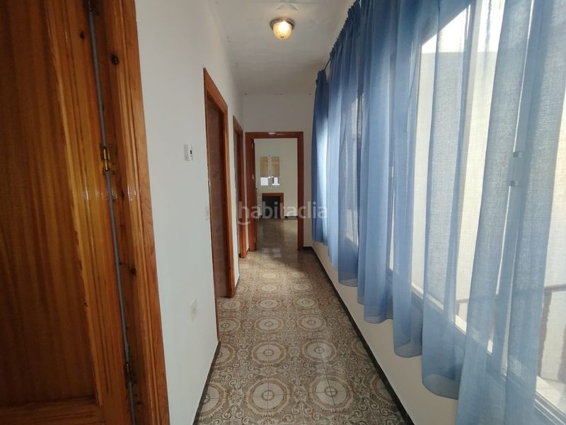 Foto cad82aca-f9c3-4117-8a1a-ca93d0fa506c. Casa adossada a Tomelloso