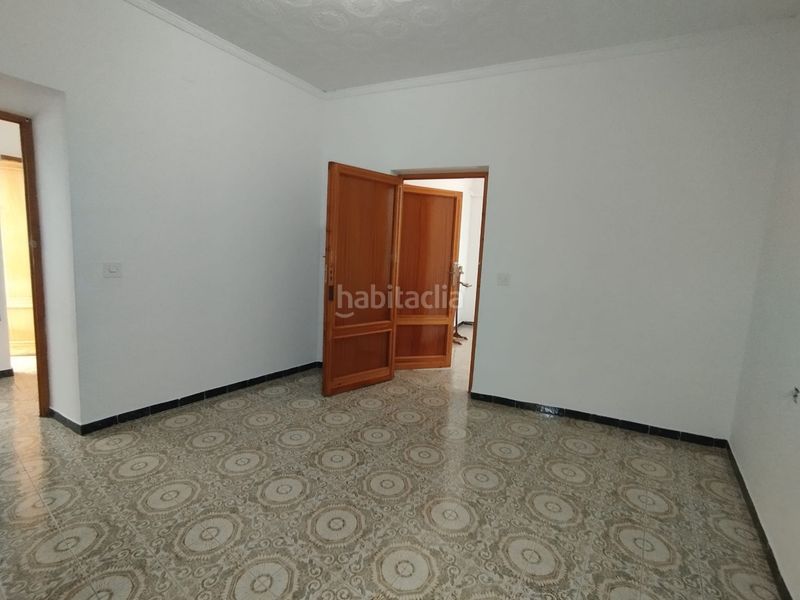 Foto da0a69ce-56f9-4aba-a553-c7abcb4cab48. Casa adossada a Tomelloso