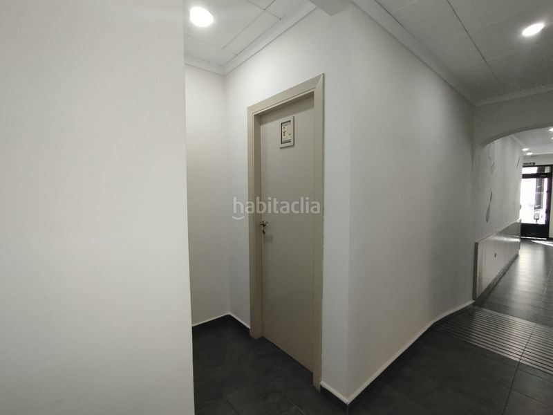 Foto 1b191df2-7699-48d3-ae1a-e2016d9cc841. Local comercial a Tomelloso