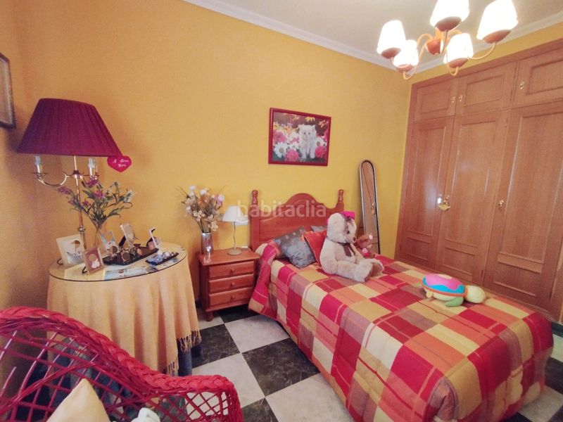 Foto 348fa42d-f0d9-4317-8dee-881c95b93941. Casa adossada amb calefacció aparcament a Tomelloso