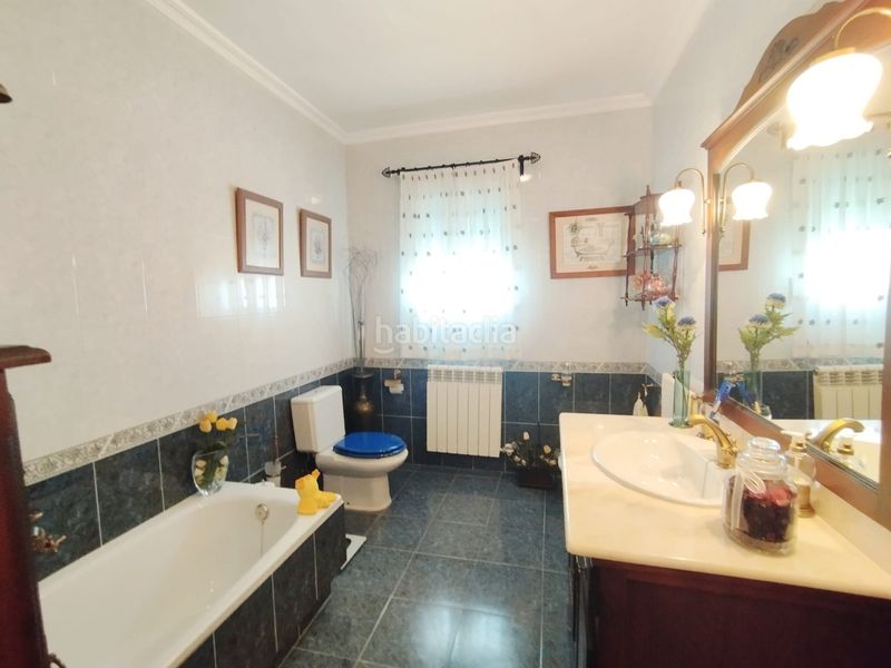 Foto 99347b9b-5f7b-46dd-8d7d-7c8c8c71acae. Casa adossada amb calefacció aparcament a Tomelloso