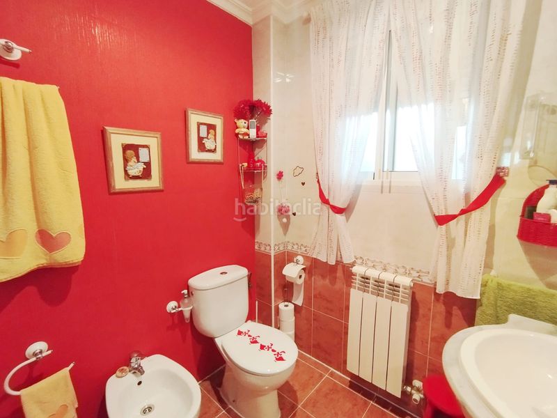 Foto ec905b5d-8e09-405c-bea0-933683712036. Casa adossada amb calefacció aparcament a Tomelloso