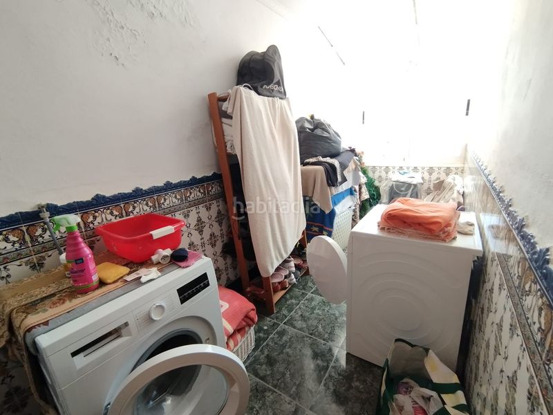 Foto f312e874-201d-447d-adef-0e1ad2939b4c. Casa amb calefacció aparcament piscina a Tomelloso