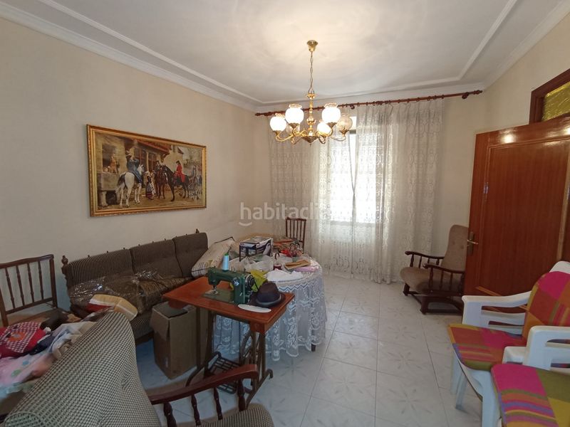 Foto f44dad08-6d61-4f46-a145-d85678e40836. Casa amb xemeneia calefacció aparcament a Tomelloso