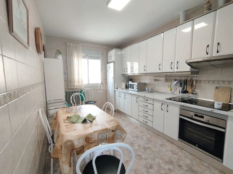 Foto 00d3f95c-8e94-4f14-975e-dd9586ad782f. Casa amb aparcament a Tomelloso