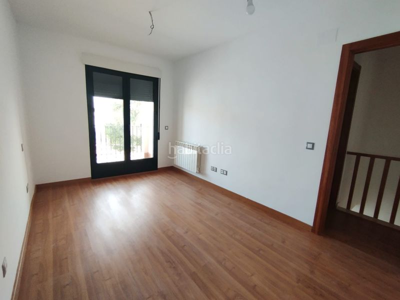 Foto 051dbbe8-e812-4a3c-8bff-50f5f10af7b7. Casa adossada amb aparcament a Tomelloso