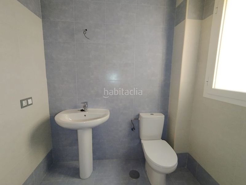 Foto 11c7ae08-6d92-4a6b-8382-5d7fd22b60e5. Casa adossada amb aparcament a Tomelloso