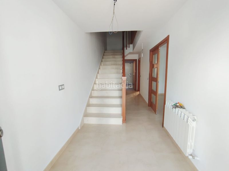 Foto 4b47b8c8-429c-4b40-a994-5c1d358ac02a. Casa adossada amb aparcament a Tomelloso