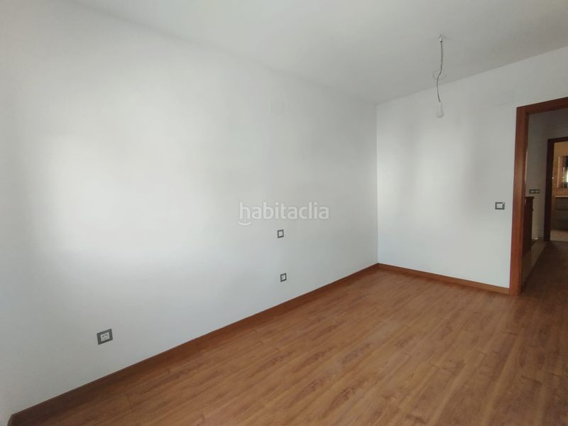 Foto 4dc33b7e-9e71-4450-9c13-99963c7b727a. Casa adossada amb aparcament a Tomelloso