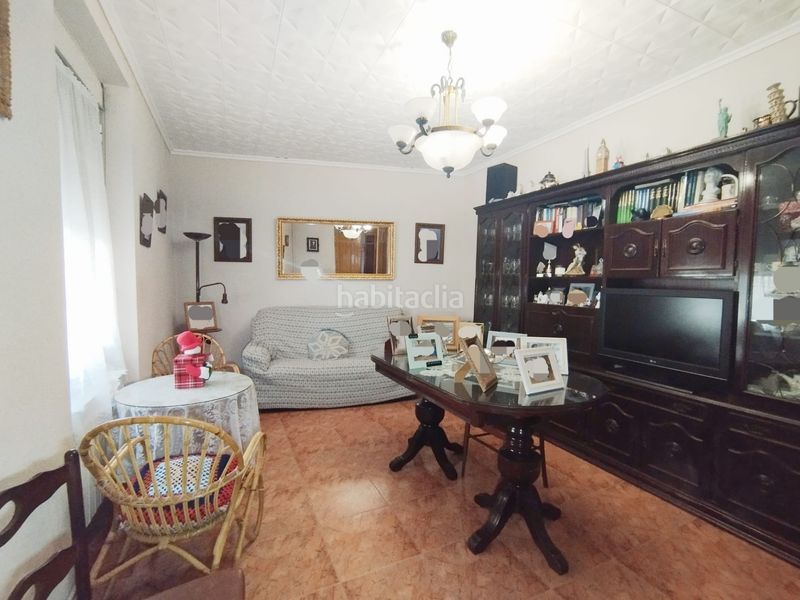 Foto 4ba4ebf6-3dd1-45b1-b14f-938256b43573. Casa a Tomelloso