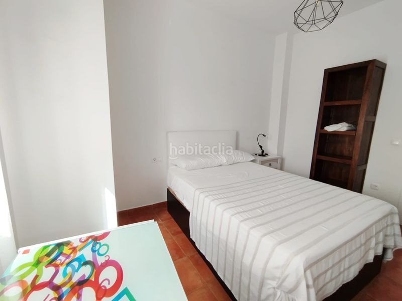 Foto a17df831-deaa-4bd9-9e90-ad81cc5b30d0. Pis amb aparcament piscina a Tomelloso