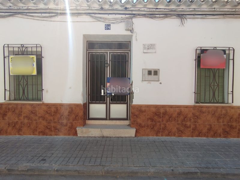 Foto 0378d3cd-5b7d-4e01-87a3-5184c1d4eb35. Casa aparellada a Tomelloso