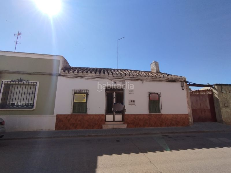 Foto 1af21acb-acd5-4da7-8597-516c3edcd213. Casa aparellada a Tomelloso