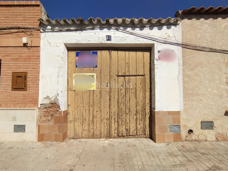 Foto 67237db5-7494-409b-bb3e-dbb5df0b9989. Casa aparellada a Tomelloso