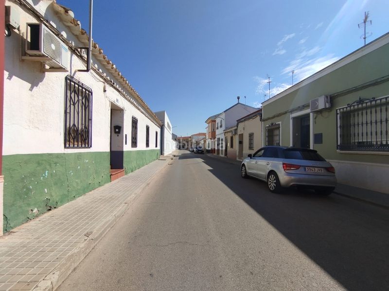 Foto ce97508b-3633-4716-aaa6-61ab2c3f5eea. Casa aparellada a Tomelloso