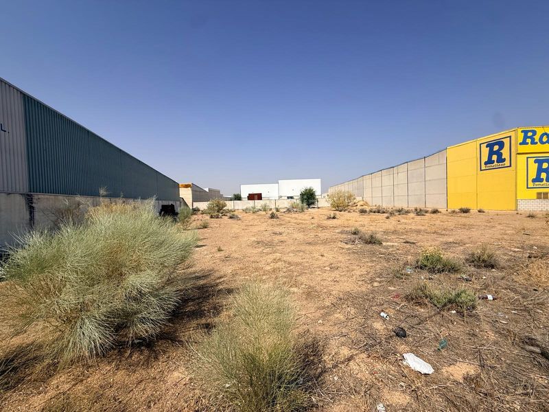 Foto d13f43b4-6a4f-4688-91d2-65ed22c45ffb. Area edificabile industriale in Tomelloso