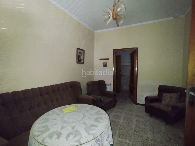 Foto 253d7b78-cda8-4cef-b2c2-00a3b649d7ae. Casa amb aparcament a Tomelloso