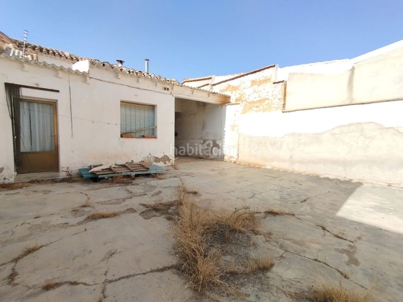 Foto 3085bb4b-bcb9-4d0b-b04a-ca227773d6b4. Casa amb aparcament a Tomelloso