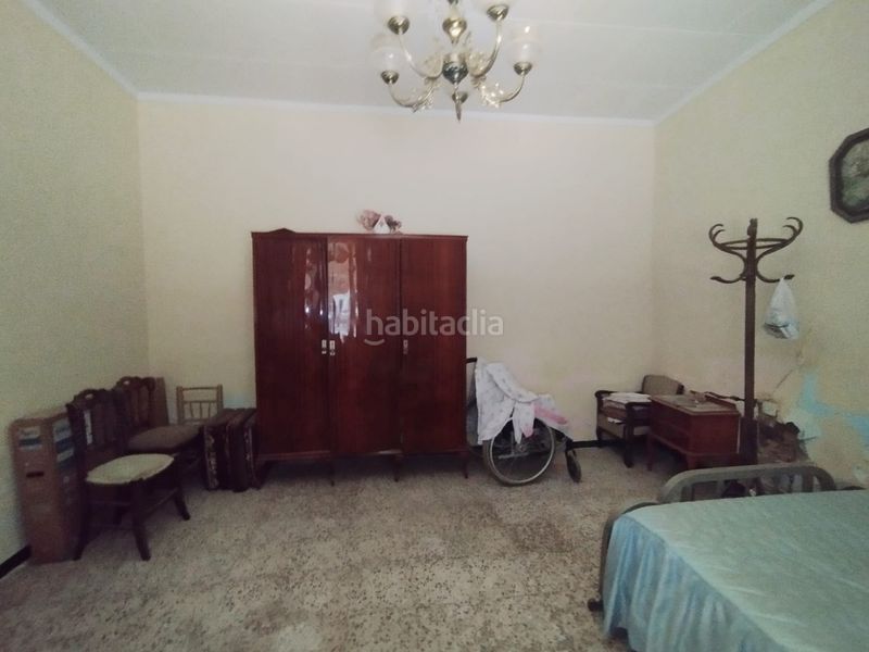 Foto 74799fd0-7721-4c98-9d14-e7c1724653fe. Casa amb aparcament a Tomelloso