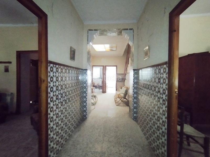 Foto f34158a9-84e5-4ee1-bfc8-eafe447a56e0. Casa amb aparcament a Tomelloso