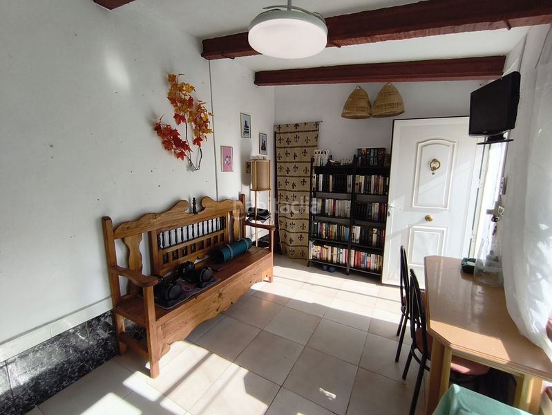 Foto dc129684-b6bc-40a1-bf41-54ab0bf3d6b9. Casa amb xemeneia calefacció a Socuéllamos