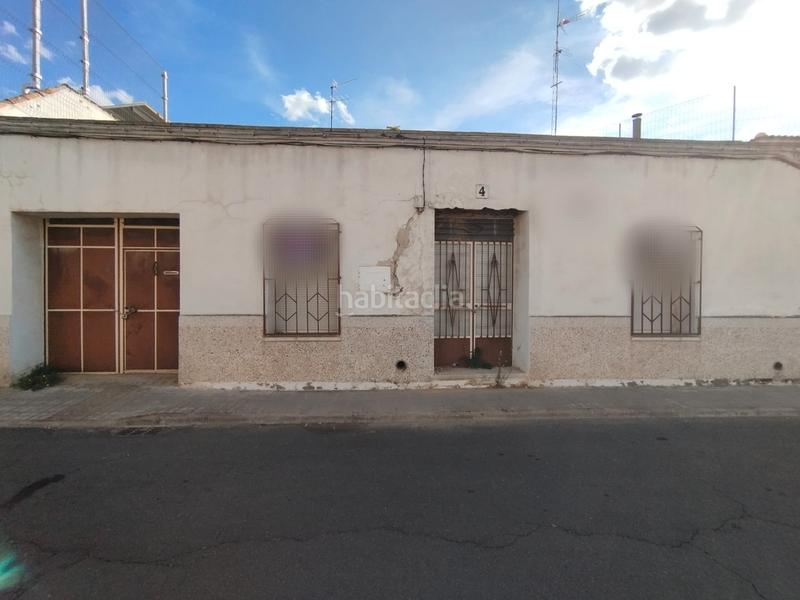 Foto 89ee4e82-97d8-4c21-a1d2-ffae92c926a1. Casa adossada a Tomelloso