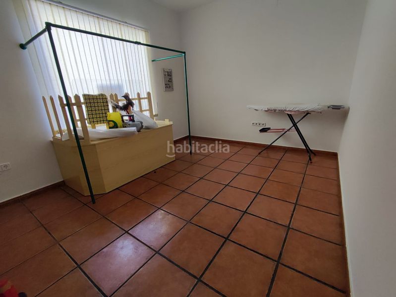 Foto 2be8eeb8-b52c-4c45-83bd-b46085860aa6. Geschäftsraum in Tomelloso