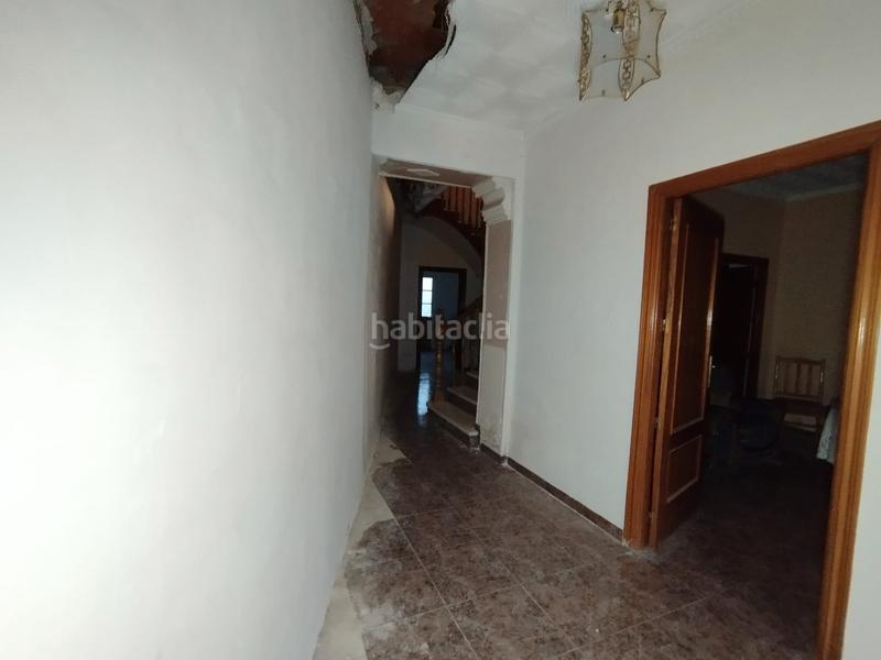 Foto 680f6402-a773-49e0-befb-ce4465726232. Casa aparellada a Tomelloso