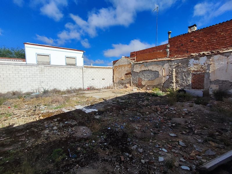 Foto cf476f51-b707-4de6-80a1-c91433b85b97. Terreno residenziale in Tomelloso