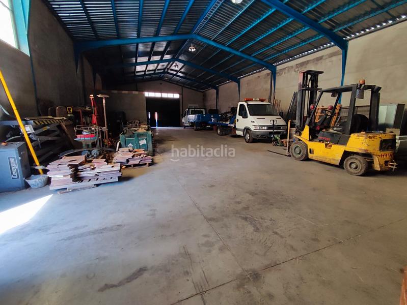 Foto 040641b4-077f-48b4-b227-afa32b3b1334. Capannone industriale con riscaldamento in Tomelloso