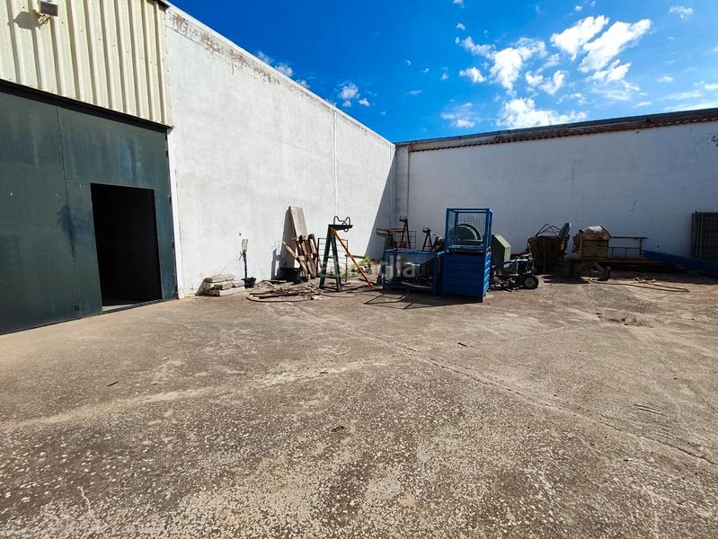 Foto 0ebe73f0-9732-43c3-b819-35e43eff0a8b. Capannone industriale con riscaldamento in Tomelloso