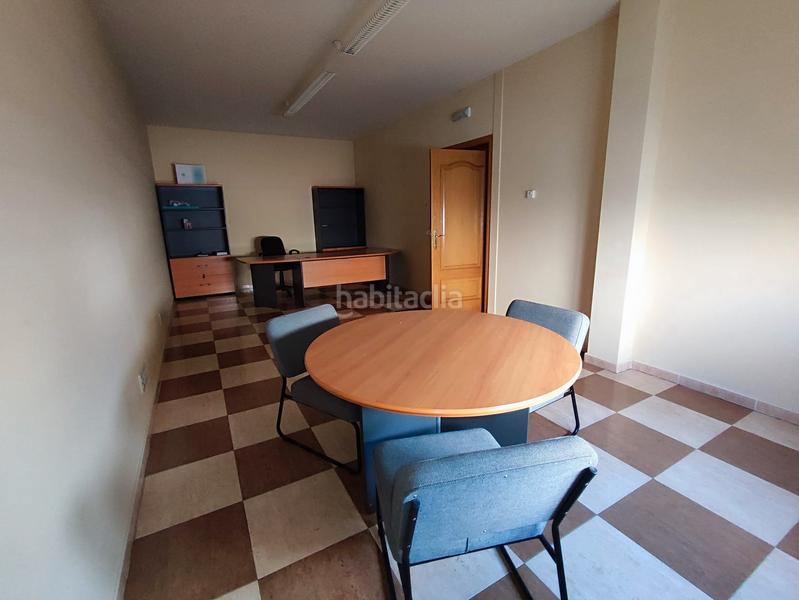 Foto 18190955-37d6-496b-ac2b-44bb9e6729f5. Capannone industriale con riscaldamento in Tomelloso