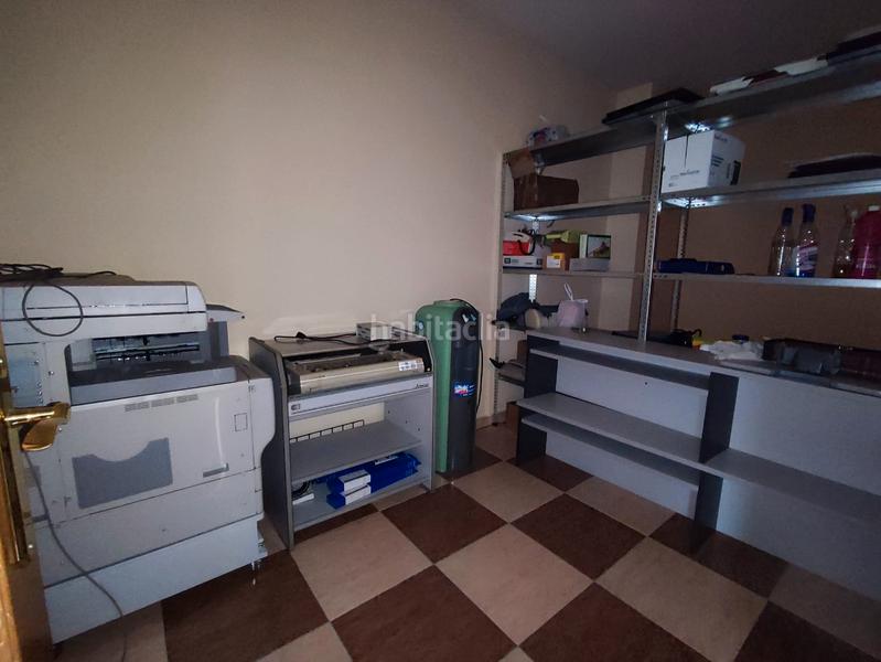 Foto daf03268-31cf-4c4d-a276-76f6bf02833c. Capannone industriale con riscaldamento in Tomelloso